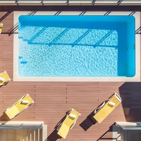 Privilege Wanseta With Rooftop Pool, Village Marina - Ольян
